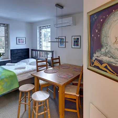 דירה Rentplanet - Osiedle Huty שצ'קלארסקה פוראובה